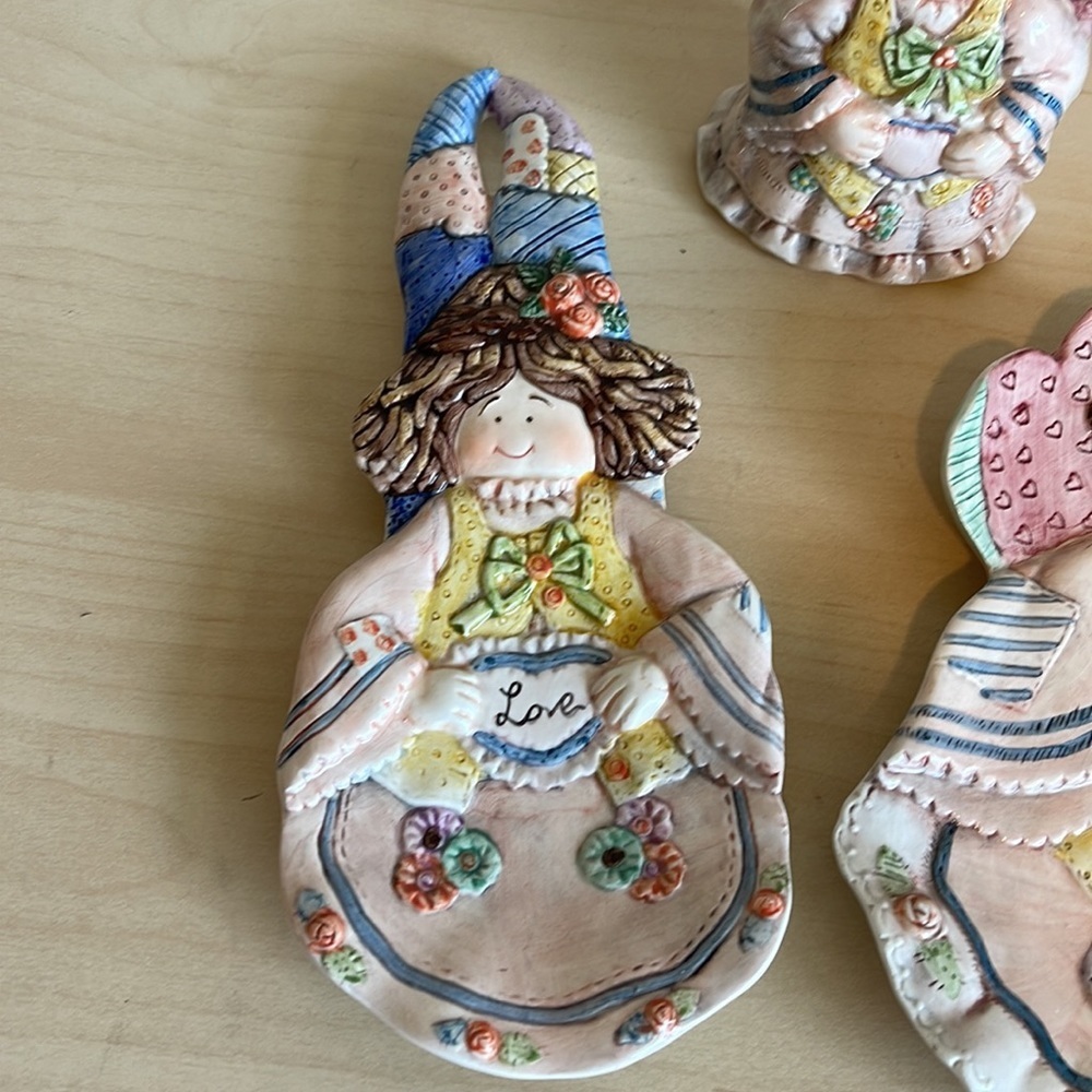 - Vintage 1997 ugh porcelain china - Picture 3 of 12